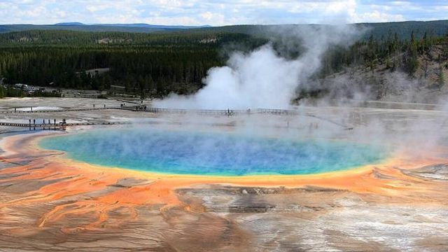 Grand Prismatic Spring, the largest hot spring at Yellowstone National Park in the US.