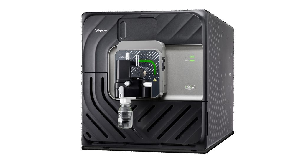 Waters Xevo CDMS mass spectrometer designed for advanced molecular analysis in research labs.
