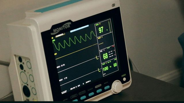 A echocardiogram machine measures heart rate. 