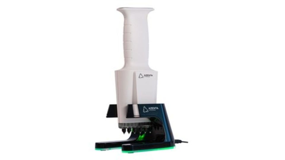 Automated laboratory recapper instrument used for sealing and decapping sample tubes.