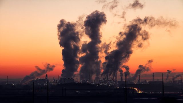 Prolonged Exposure to Air Pollution Increases ALS Risk