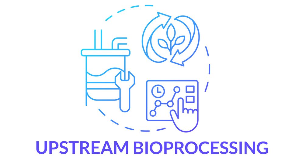 Illustration of upstream bioprocessing with bioreactor, analytics dashboard, and recycle loop.