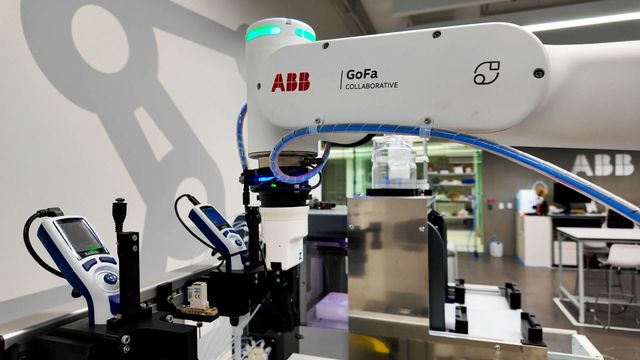 ABB GoFa collaborative robot supporting automated laboratory workflows in a modern lab. 