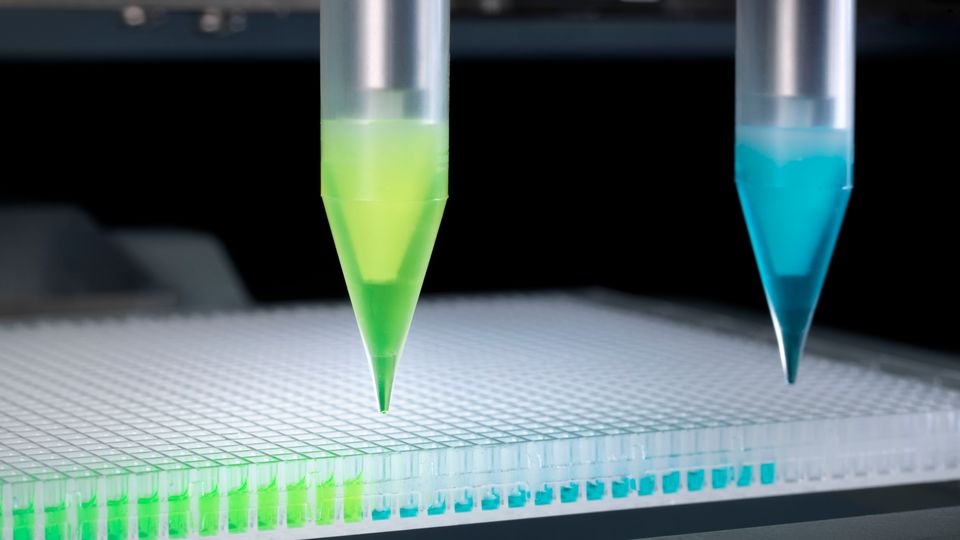 Dispensing tips of an SPT Labtech dragonfly® discovery system in action.
