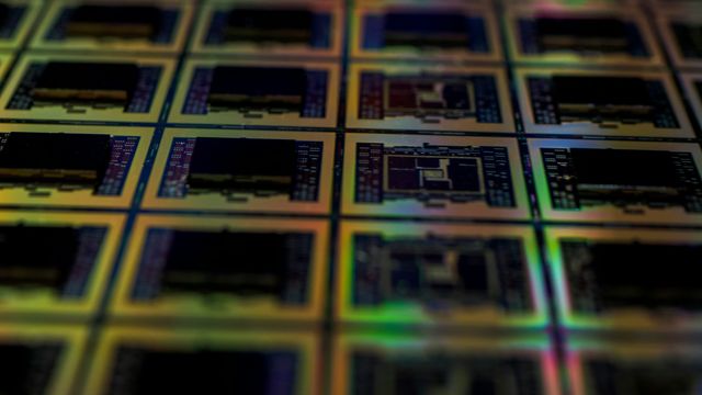 Rows of semiconductor chips that are semi-patterned. 