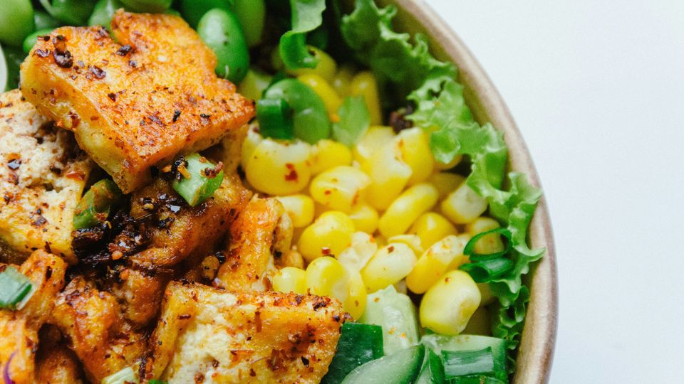 Protein Flower Eating Plant Protein Linked to Higher Testosterone Levels | Technology ...