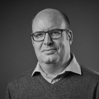 A headshot of Dr. Andrew Turnbull.
