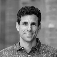 Headshot of Dr. César de la Fuente in greyscale.