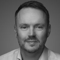 Headshot of Professor Martin Gosling