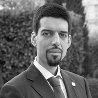 A headshot image of Dr. Javier Escudero.
