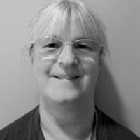 Headshot of Julie Eakins smiling