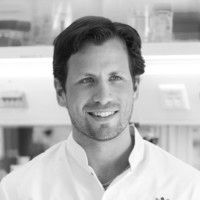 Image of Sjoerd T.T. Schetters in greyscale