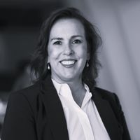 A picture of Lara Zibners, MD